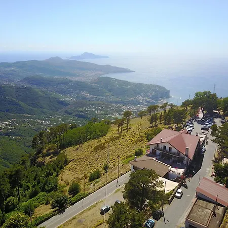 Sant'angelo Al Belvedere Bed & Breakfast *